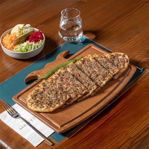 Kıymalı Pide